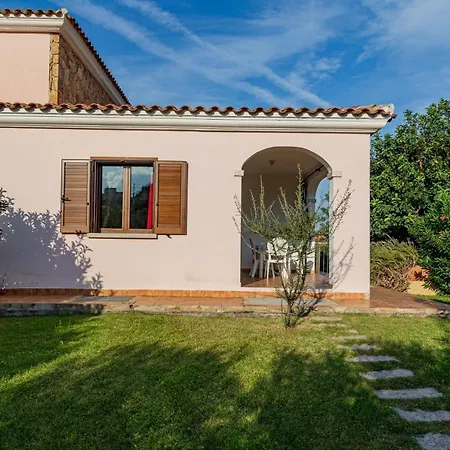 Residenziali Trilocali 6 - 7 Posti Letto Via Sardegna San Teodoro (Sardinia)