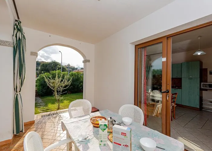 Residenziale Trilocale 4 Posti Letto Via Sardegna *