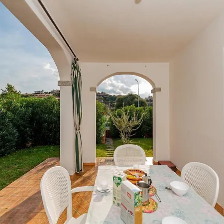 Residenziale Trilocale 4 Posti Letto Via Sardegna San Teodoro (Sardinia)