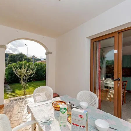 Residenziale Trilocale 4 Posti Letto Via Sardegna *