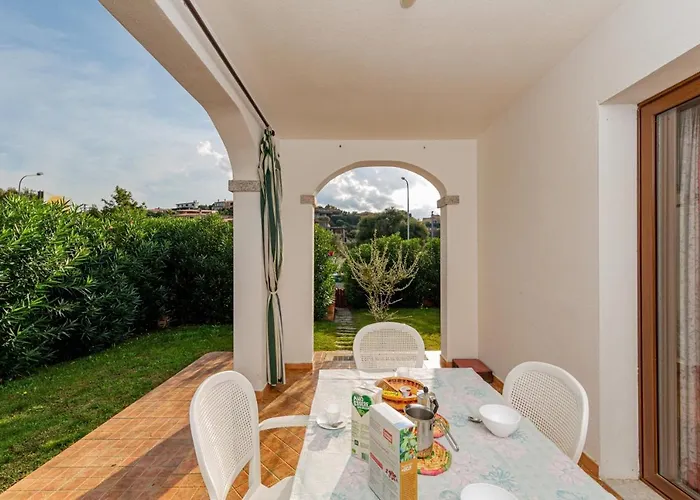 Residenziale Trilocale 4 Posti Letto Via Sardegna سان تيودورو